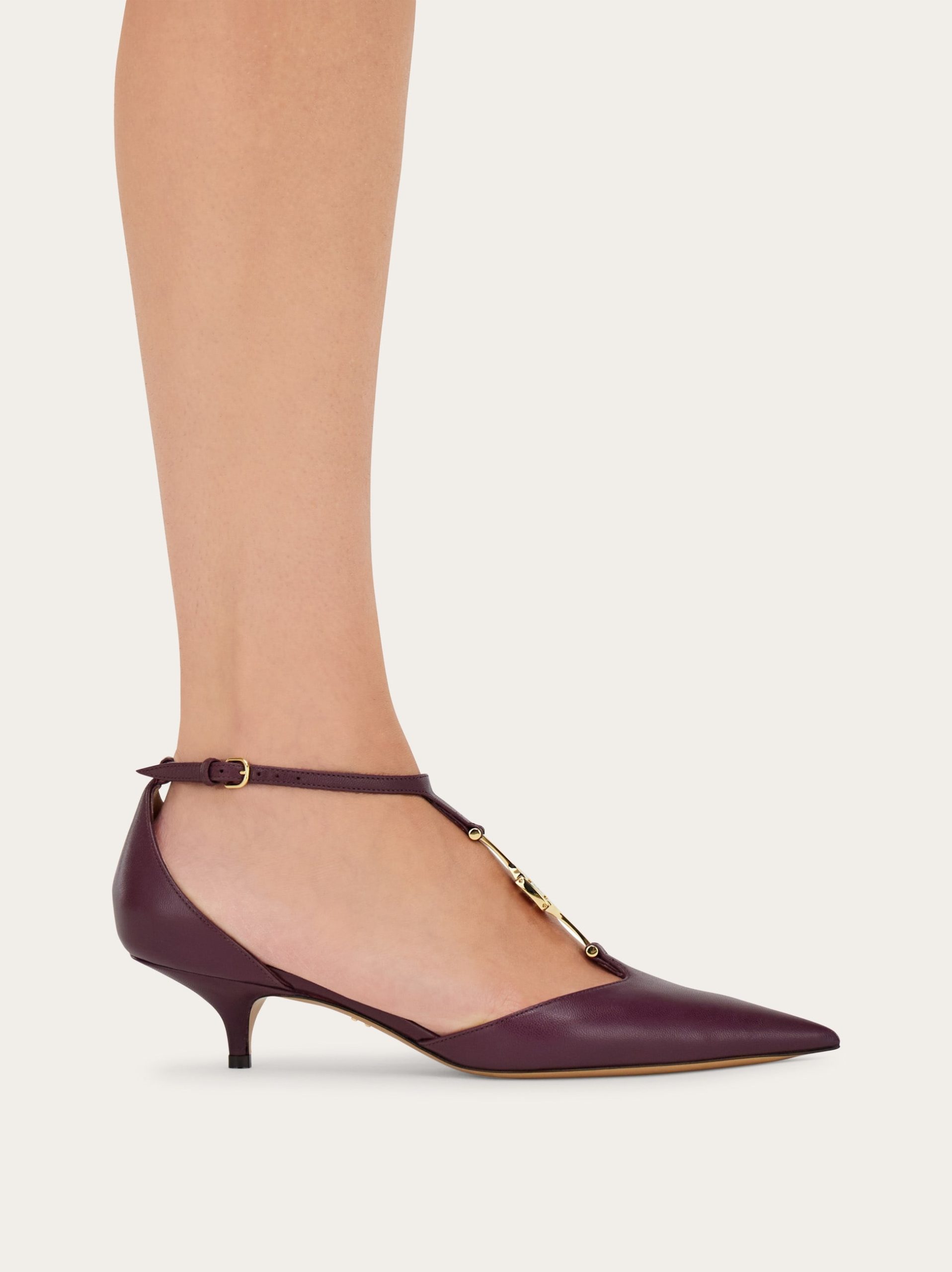 Ferragamo F buckle T-strap pump - Image 6